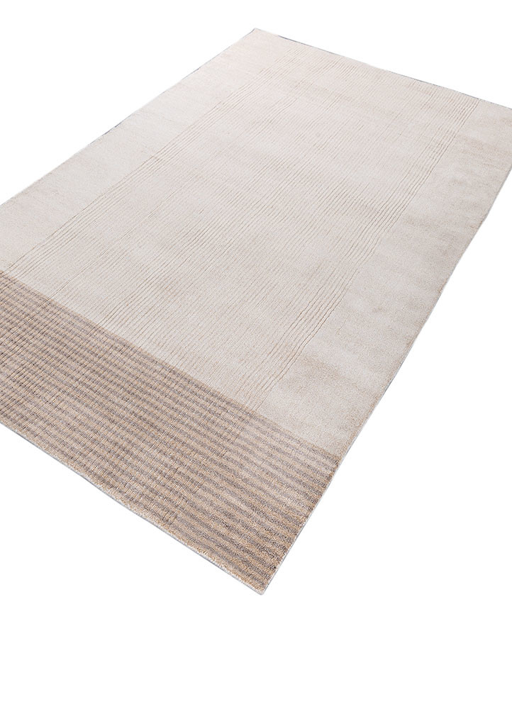 aprezo ivory acrylic hand loom Rug - FoldShot