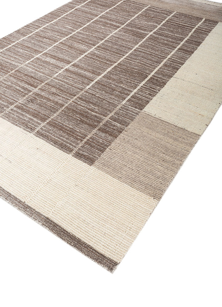 tesoro grey and black wool hand loom Rug - FoldShot tesoro grey and black wool hand loom Rug - FoldShot