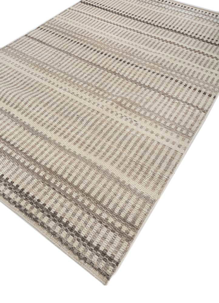 saga ivory wool hand loom Rug - FoldShot saga ivory wool hand loom Rug - FoldShot