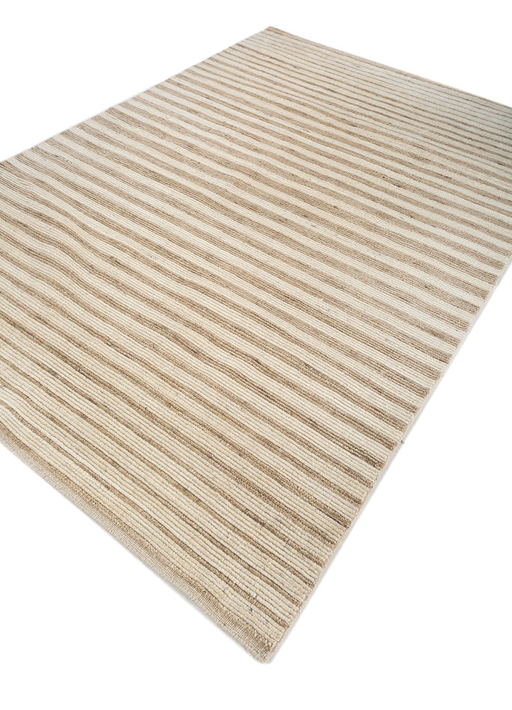 saga ivory wool hand loom Rug - FoldShot