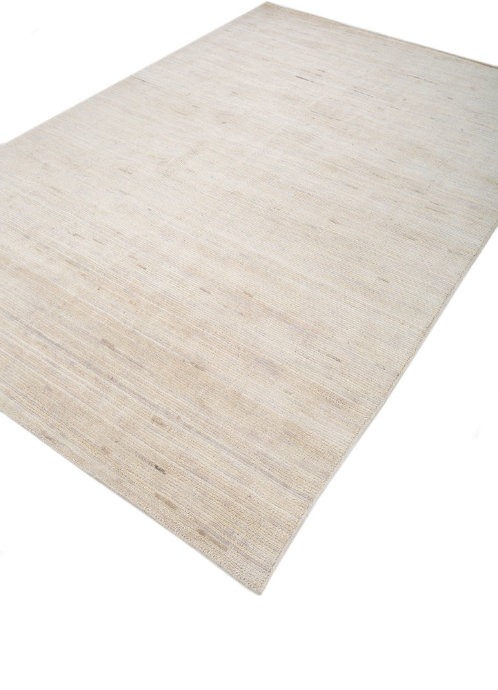 saga ivory wool hand loom Rug - FoldShot