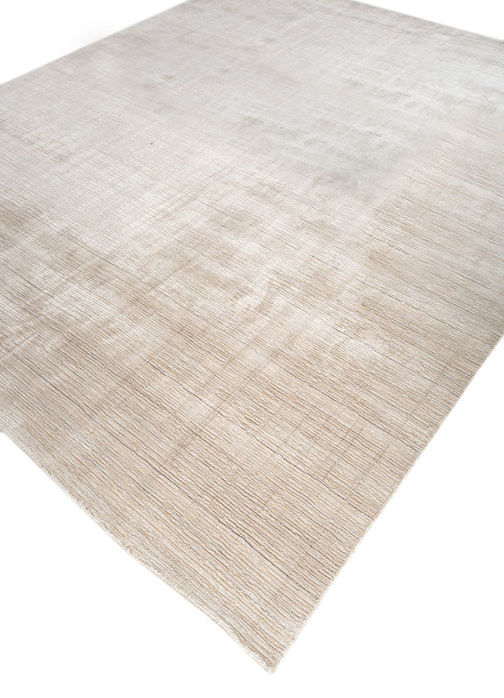 tesoro ivory wool and viscose hand loom Rug - FoldShot