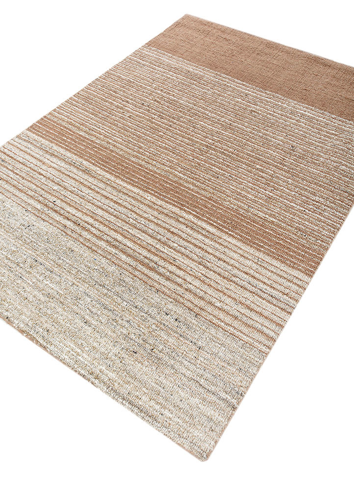 saga red and orange wool and viscose hand loom Rug - FoldShot
