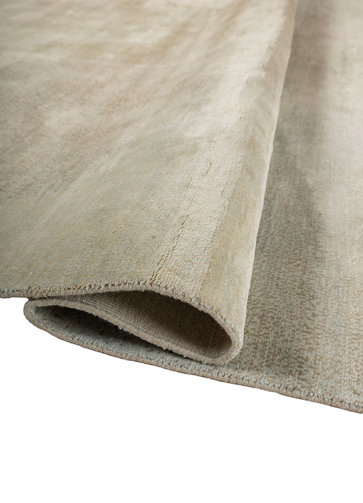 aprezo green wool and silk hand knotted Rug - FoldShot aprezo green wool and silk hand knotted Rug - FoldShot