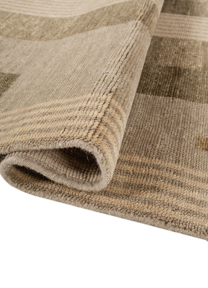 aprezo green wool hand knotted Rug - FoldShot aprezo green wool hand knotted Rug - FoldShot