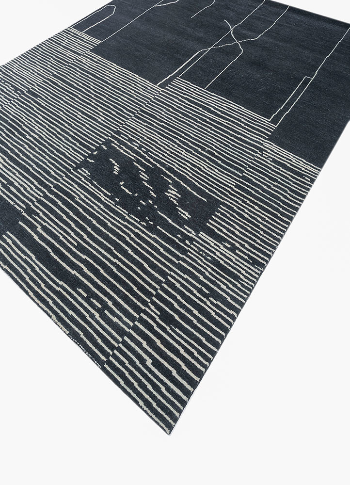 zuri grey and black wool hand knotted Rug - FoldShot zuri grey and black wool hand knotted Rug - FoldShot