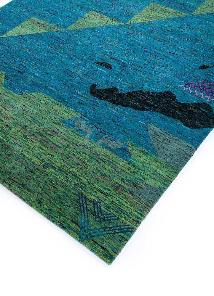 manchaha ivory wool hand knotted Rug - FoldShot manchaha ivory wool hand knotted Rug - FoldShot