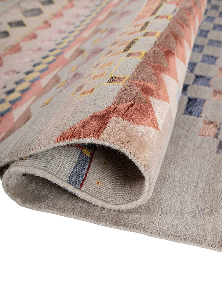 freedom manchaha grey and black wool and bamboo silk hand knotted Rug - FoldShot
