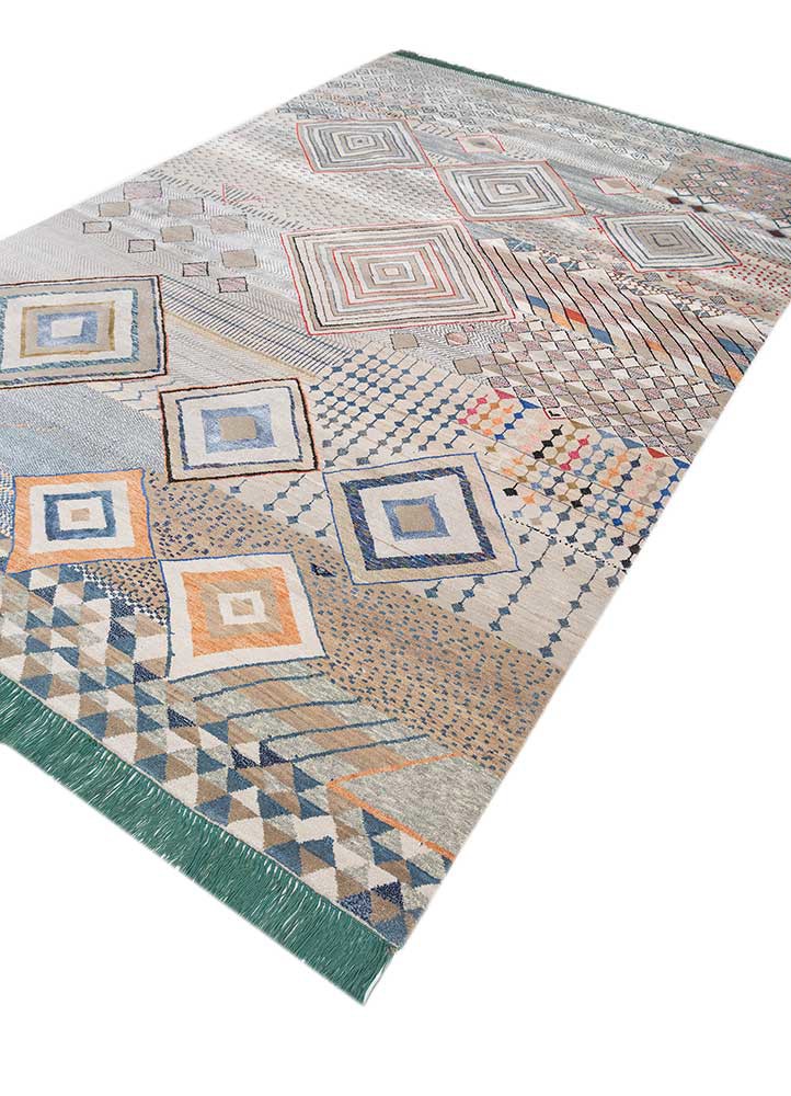 manchaha ivory wool and bamboo silk hand knotted Rug - FoldShot manchaha ivory wool and bamboo silk hand knotted Rug - FoldShot