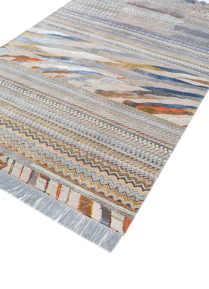 manchaha grey and black wool and bamboo silk hand knotted Rug - FoldShot