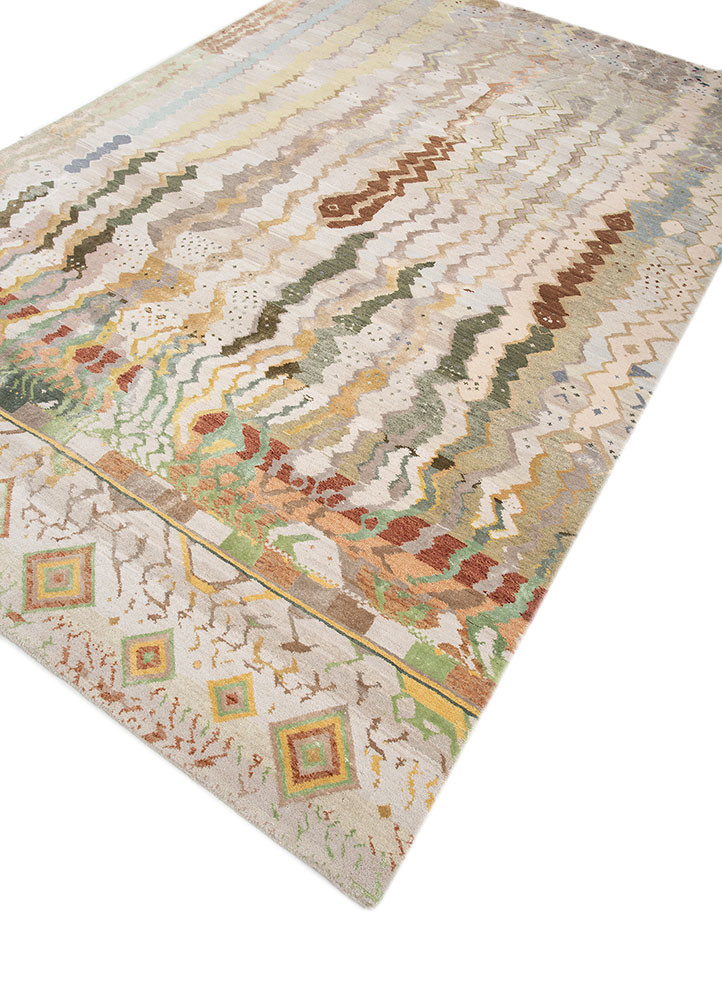 manchaha ivory wool and bamboo silk hand knotted Rug - FoldShot manchaha ivory wool and bamboo silk hand knotted Rug - FoldShot
