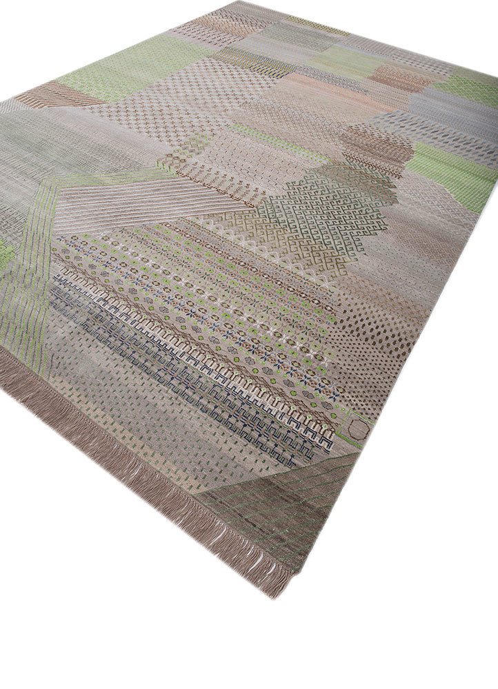 manchaha ivory wool and bamboo silk hand knotted Rug - FoldShot manchaha ivory wool and bamboo silk hand knotted Rug - FoldShot