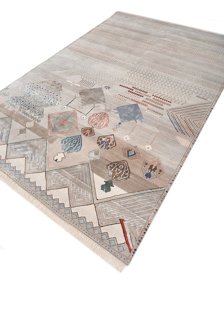 manchaha grey and black wool and bamboo silk hand knotted Rug - FoldShot