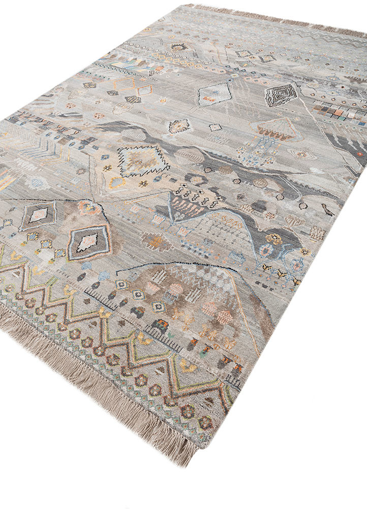 manchaha grey and black wool and bamboo silk hand knotted Rug - FoldShot manchaha grey and black wool and bamboo silk hand knotted Rug - FoldShot