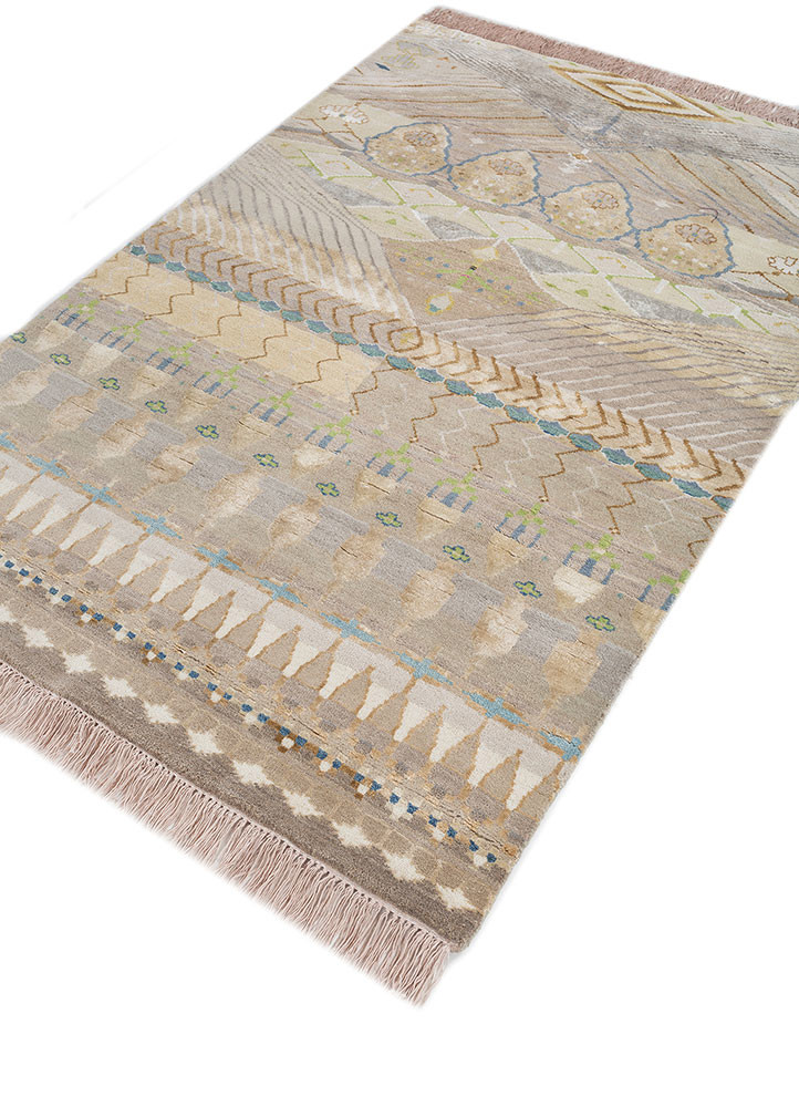 manchaha ivory wool and bamboo silk hand knotted Rug - FoldShot