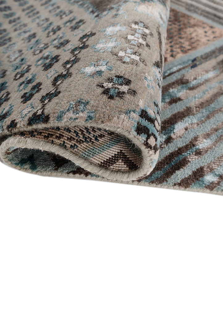 manchaha blue wool and bamboo silk hand knotted Rug - FoldShot
