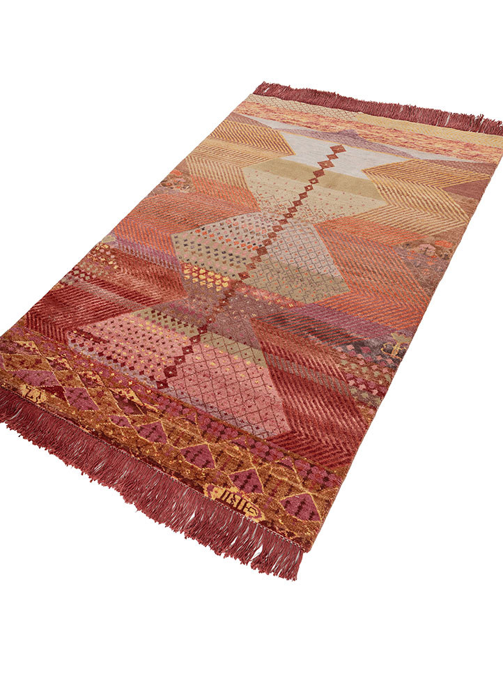 manchaha gold wool and bamboo silk hand knotted Rug - FoldShot manchaha gold wool and bamboo silk hand knotted Rug - FoldShot