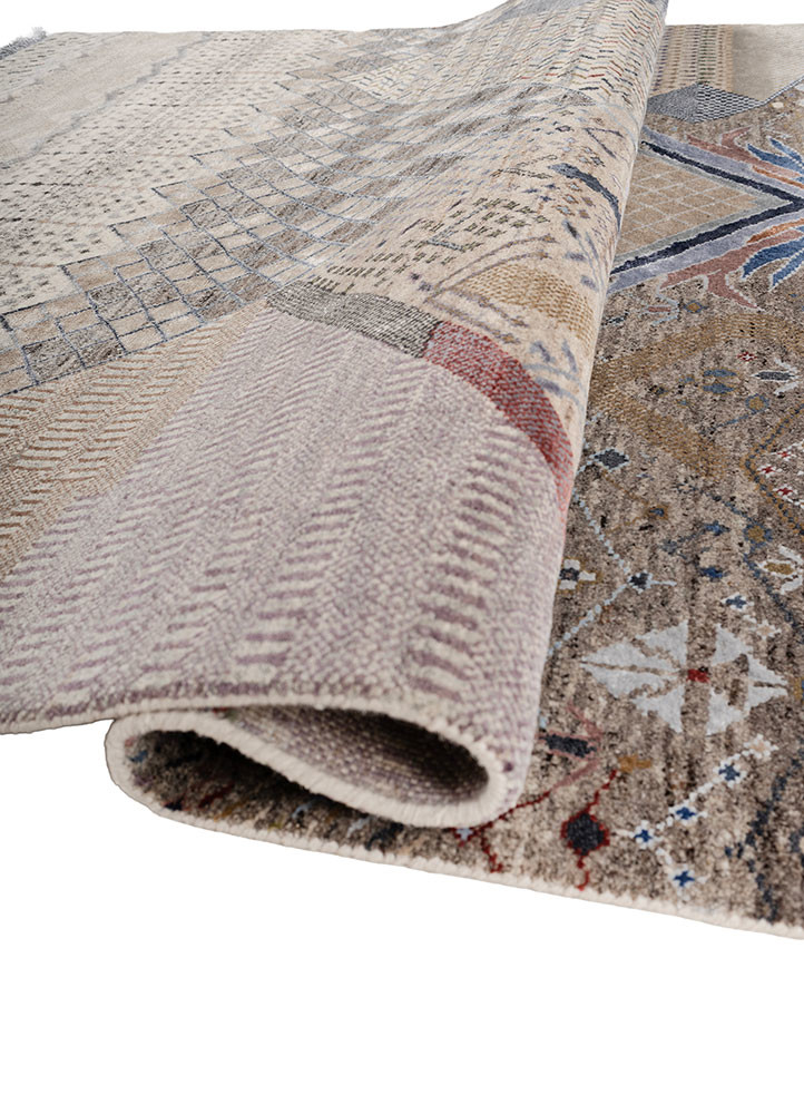 manchaha ivory wool and bamboo silk hand knotted Rug - FoldShot manchaha ivory wool and bamboo silk hand knotted Rug - FoldShot