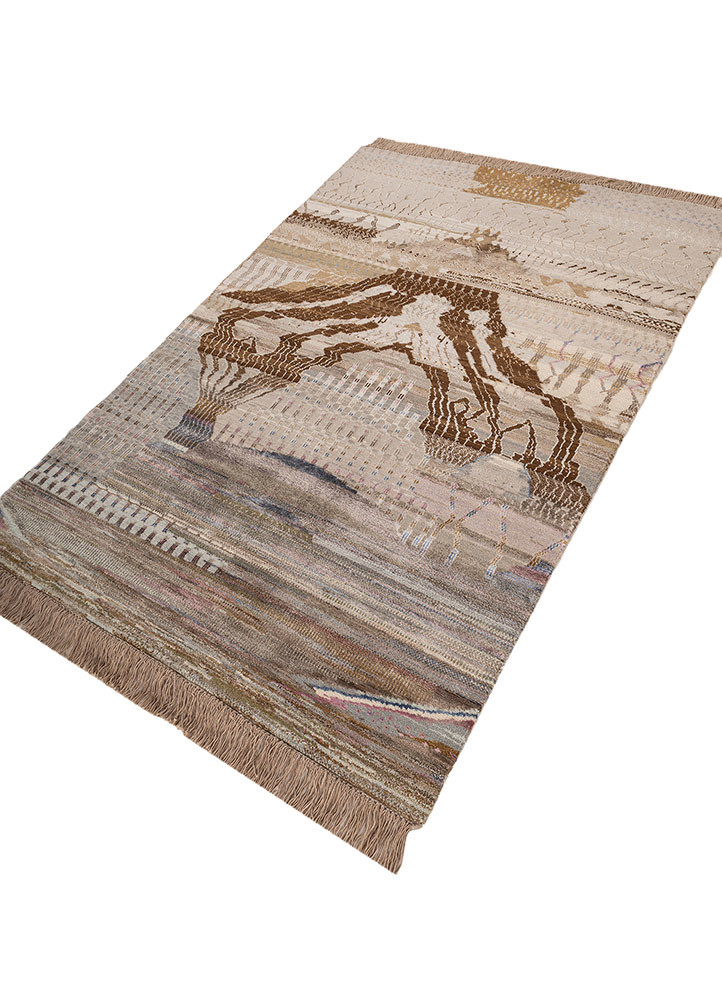manchaha ivory wool and bamboo silk hand knotted Rug - FoldShot manchaha ivory wool and bamboo silk hand knotted Rug - FoldShot