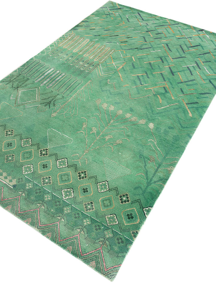 manchaha green wool and bamboo silk hand knotted Rug - FoldShot manchaha green wool and bamboo silk hand knotted Rug - FoldShot