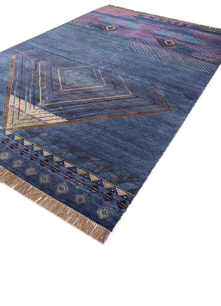 Freedom Manchaha Blue Hand Knotted Wool and Bamboo Silk Rugs Les8191