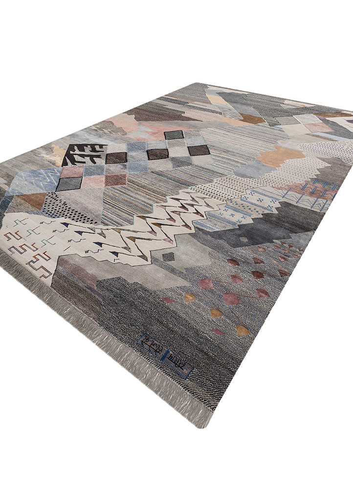 freedom manchaha grey and black wool and bamboo silk hand knotted Rug - FoldShot