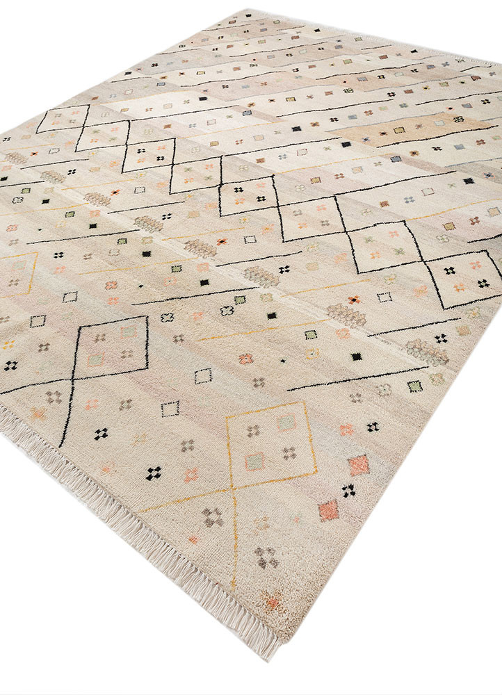 manchaha ivory wool hand knotted Rug - FoldShot manchaha ivory wool hand knotted Rug - FoldShot