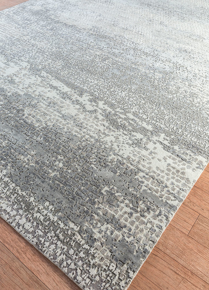 uvenuti grey and black wool and bamboo silk hand knotted Rug - FoldShot uvenuti grey and black wool and bamboo silk hand knotted Rug - FoldShot