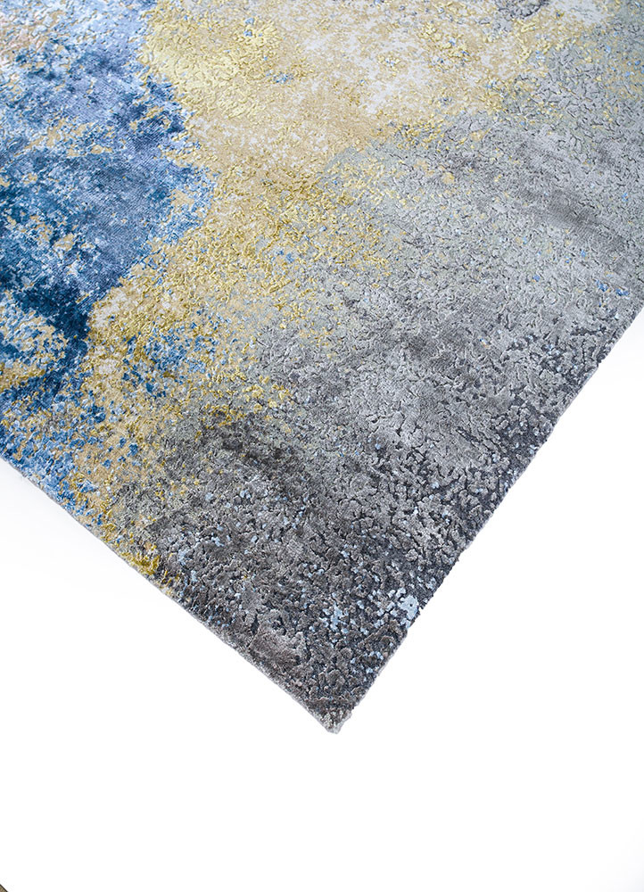 uvenuti grey and black wool and bamboo silk hand knotted Rug - FoldShot uvenuti grey and black wool and bamboo silk hand knotted Rug - FoldShot