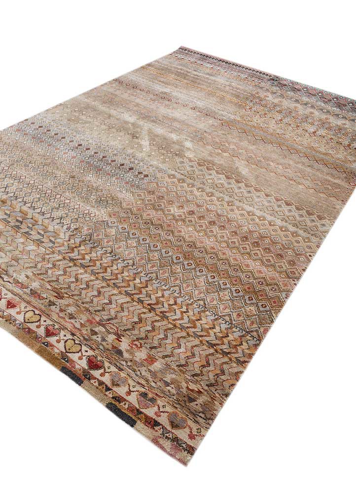manchaha ivory silk hand knotted Rug - FoldShot manchaha ivory silk hand knotted Rug - FoldShot
