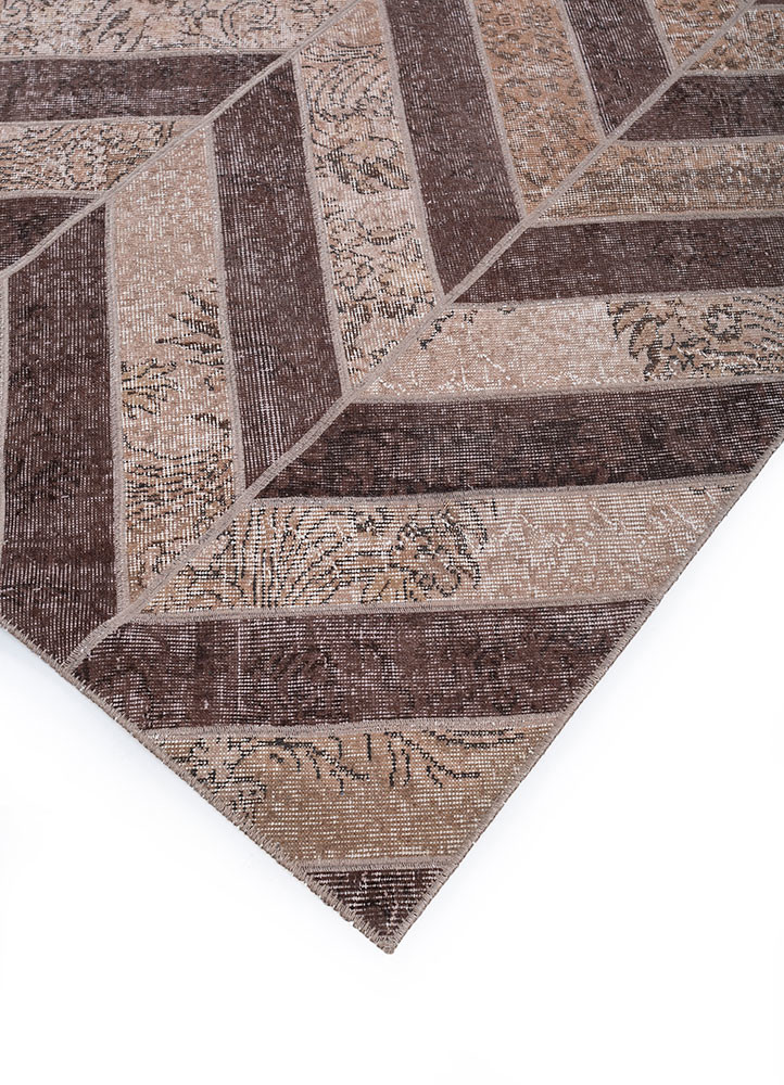 provenance beige and brown wool hand knotted Rug - FoldShot provenance beige and brown wool hand knotted Rug - FoldShot
