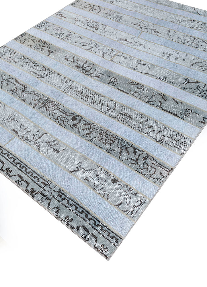 provenance grey and black wool hand knotted Rug - FoldShot