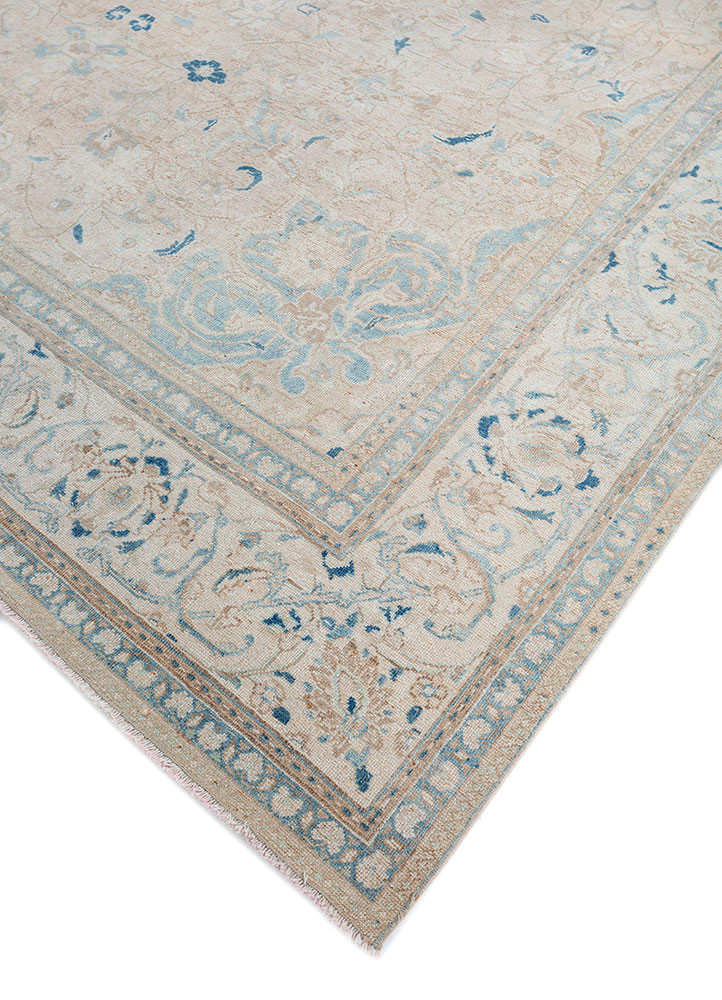 vintage ivory wool hand knotted Rug - FoldShot