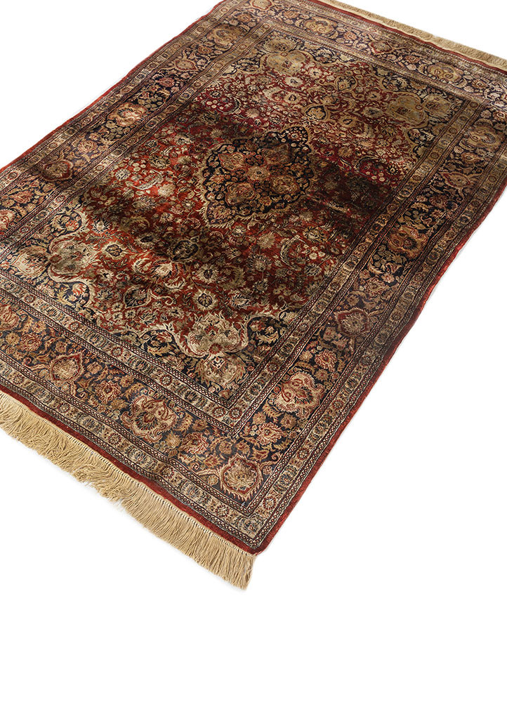 gulmarg red and orange silk hand knotted Rug - FoldShot