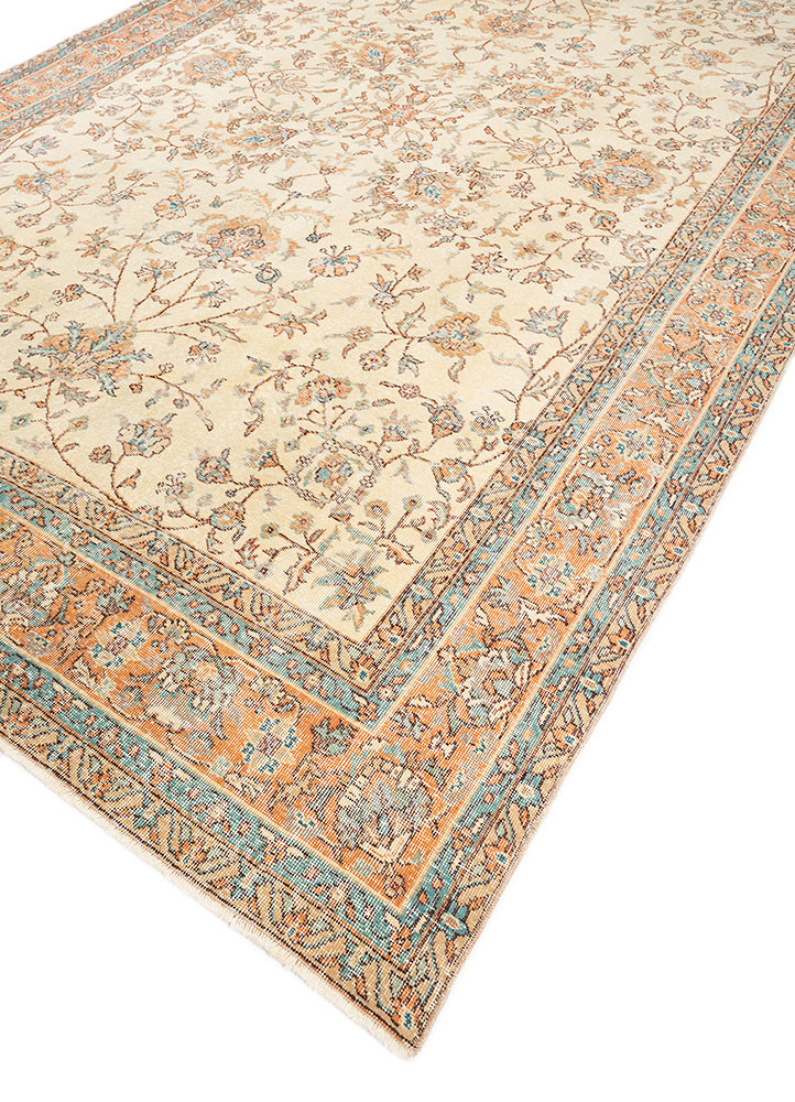 vintage gold wool hand knotted Rug - FoldShot