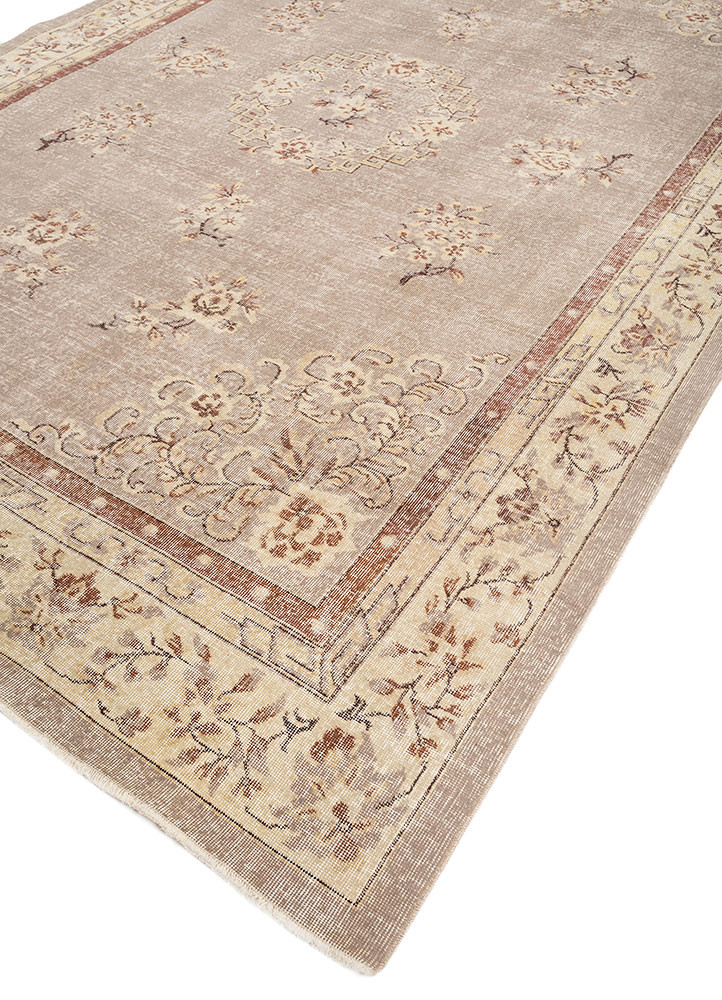 vintage green wool hand knotted Rug - FoldShot vintage green wool hand knotted Rug - FoldShot
