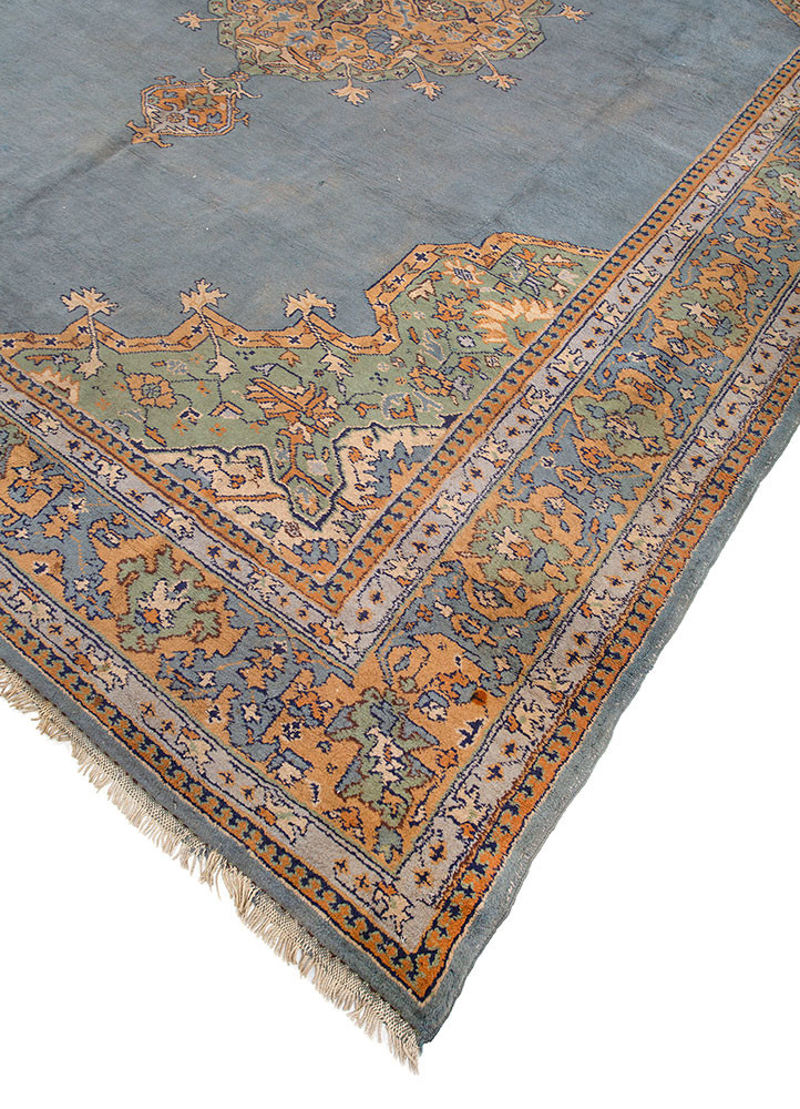 aalam grey and black wool hand knotted Rug - FoldShot