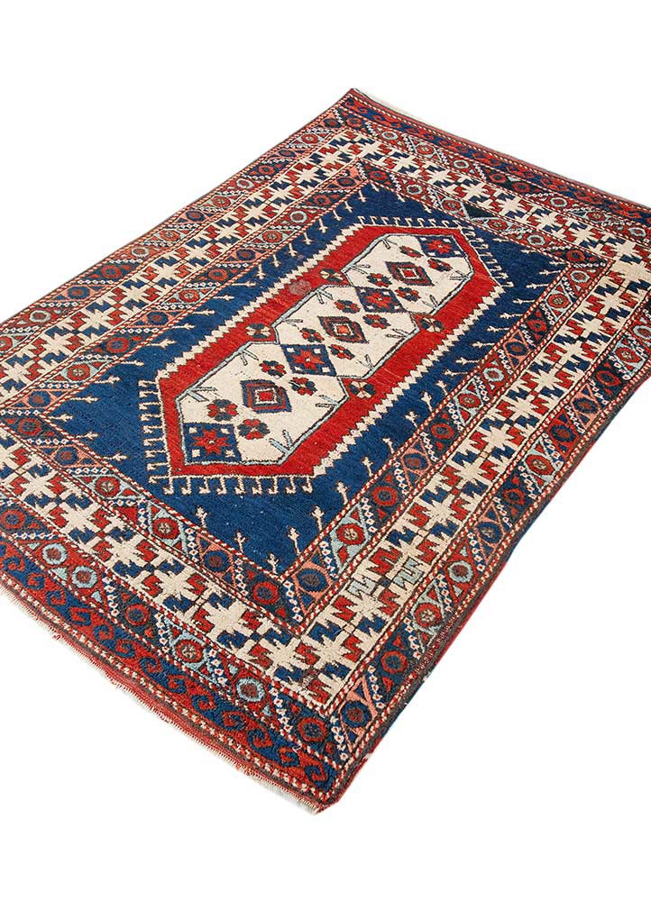 kiaan blue wool hand knotted Rug - FoldShot