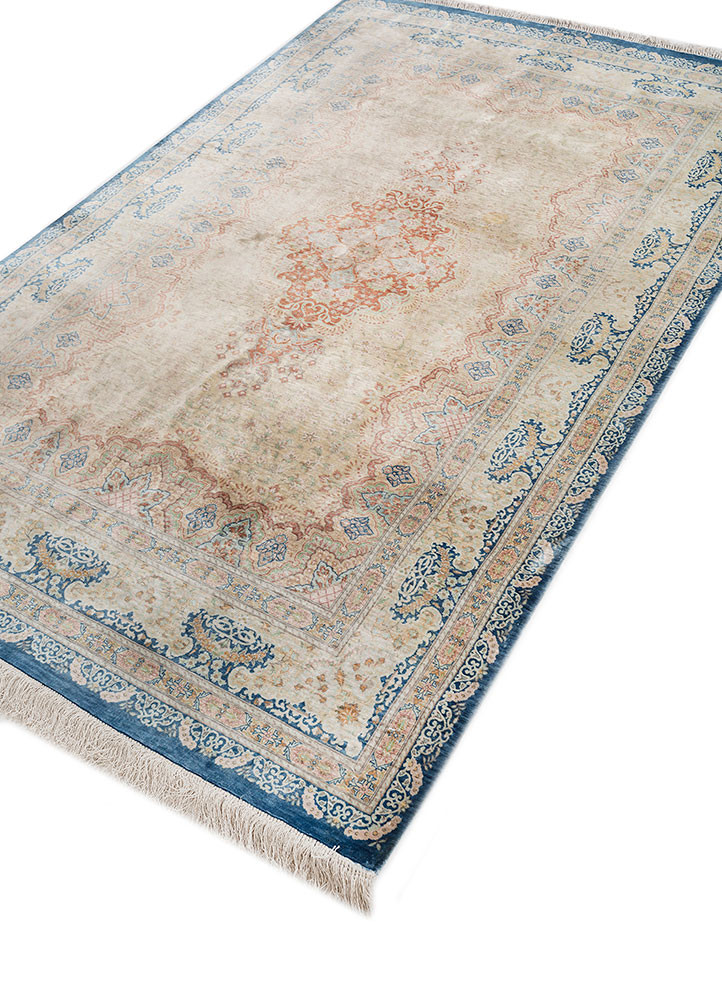 gulmarg blue silk hand knotted Rug - FoldShot