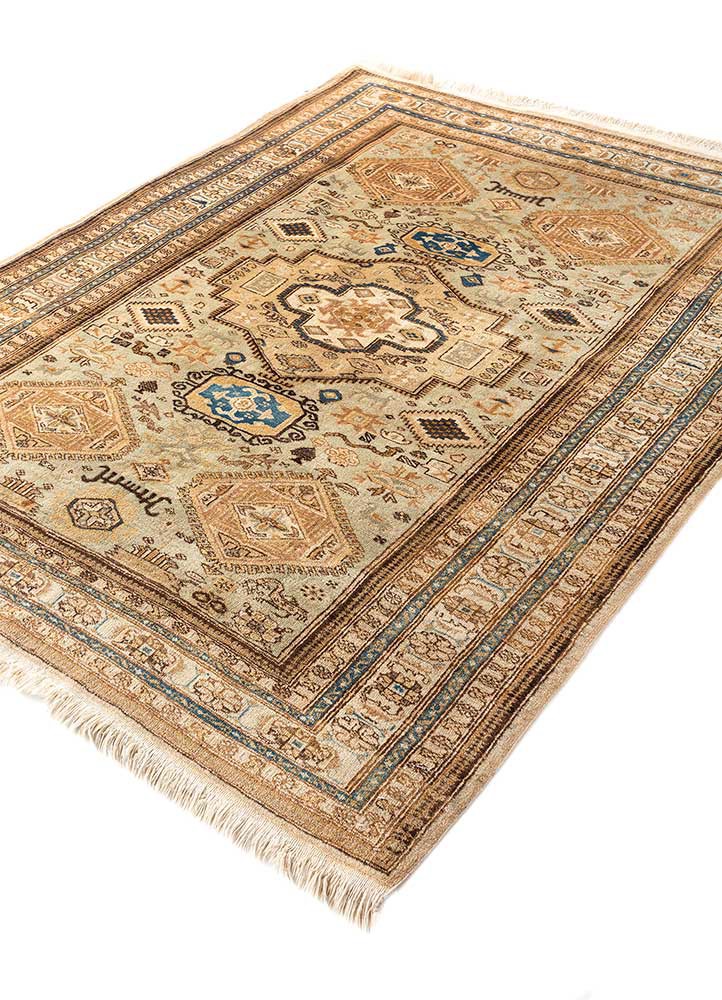 kiaan green wool hand knotted Rug - FoldShot