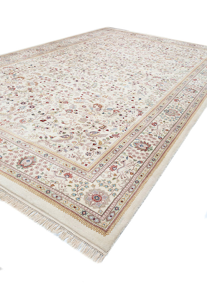 aalam ivory wool hand knotted Rug - FoldShot aalam ivory wool hand knotted Rug - FoldShot
