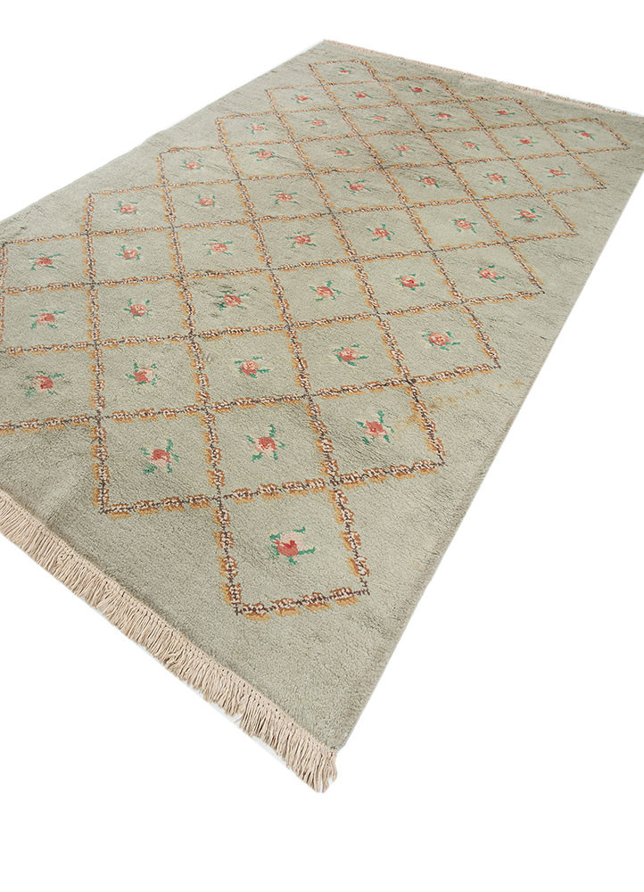 aalam green wool hand knotted Rug - FoldShot aalam green wool hand knotted Rug - FoldShot