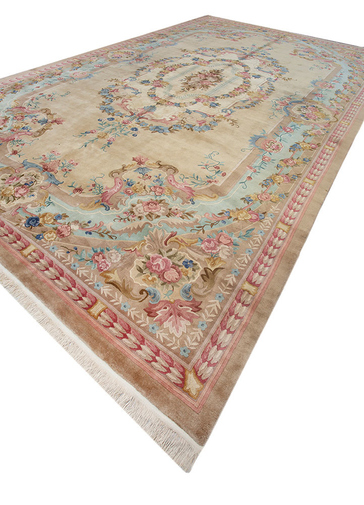 pechino ivory wool hand knotted Rug - FoldShot pechino ivory wool hand knotted Rug - FoldShot