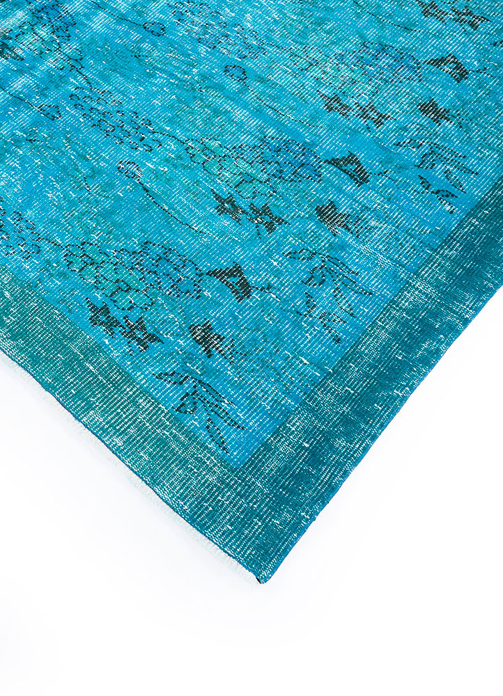 lacuna blue wool hand knotted Rug - FoldShot lacuna blue wool hand knotted Rug - FoldShot