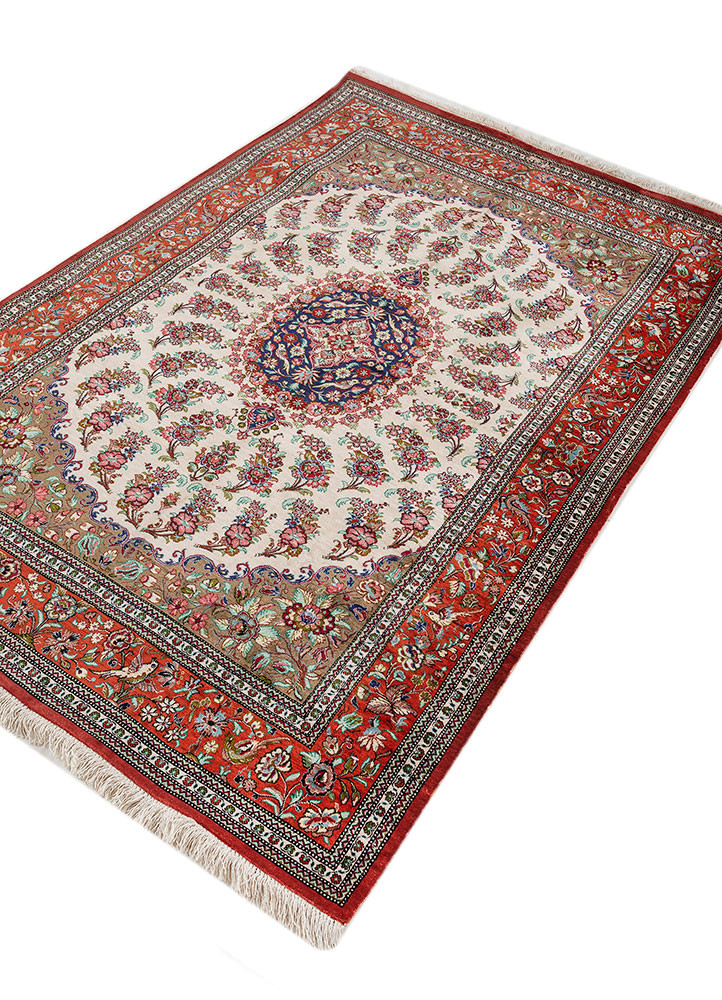 gulmarg red and orange silk hand knotted Rug - FoldShot