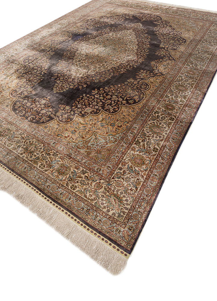 gulmarg green silk hand knotted Rug - FoldShot gulmarg green silk hand knotted Rug - FoldShot