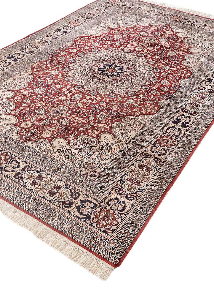 gulmarg red and orange silk hand knotted Rug - FoldShot