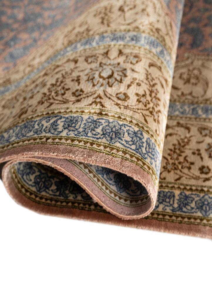 gulmarg ivory silk hand knotted Rug - FoldShot