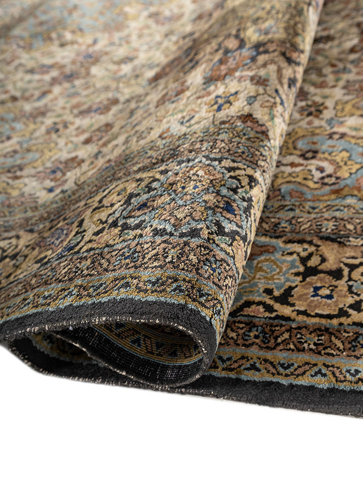 gulmarg green silk hand knotted Rug - FoldShot