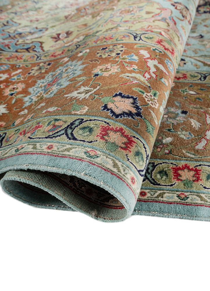 aalam green wool hand knotted Rug - FoldShot